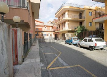 Edificio all\'aperto - Monolocale Via Piccolo Torrente Pagliara
 
1, Roccalumera - foto 30