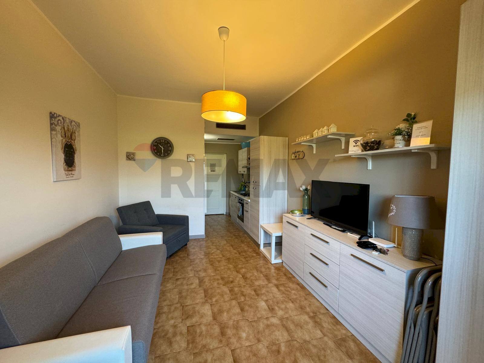 Soggiorno - One-room apartment Via Pietrenere
 
6, Giardini-Naxos - photo 3