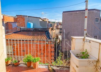 Balcone - Casa indipendente Via Rocche
 
41/43, Paterno - foto 11