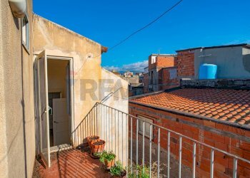 Balcone - Casa indipendente Via Rocche
 
41/43, Paterno - foto 12