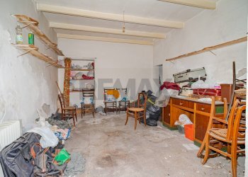 Sala da pranzo - Casa indipendente Via Rocche
 
41/43, Paterno - foto 19