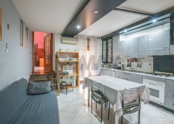 Cucina - Quadrilocale corso vittorio emanuele
 
24, Caltagirone - foto 8