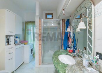 Bagno - Quadrilocale corso vittorio emanuele
 
24, Caltagirone - foto 10