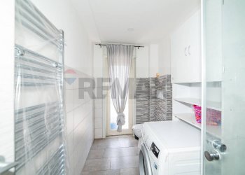 Lavanderia - Quadrilocale Via Giuseppe Marcellino
 
8, Catania - foto 15