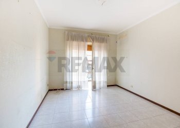 Stanza 2 - Trilocale Via Armando Diaz
 
42, Catania - foto 8