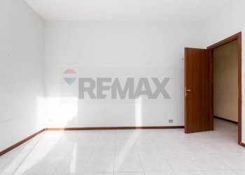 Stanza 1 - Trilocale Via Armando Diaz
 
42, Catania - foto 13