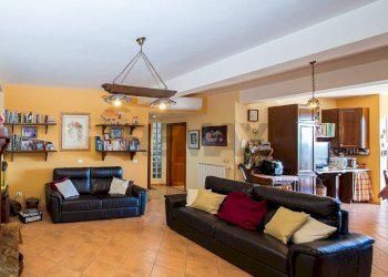Soggiorno - Villa via leonardo sciascia
 
25, Nicolosi - foto 3