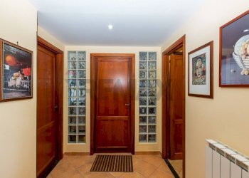 Hall / corridoio - Villa via leonardo sciascia
 
25, Nicolosi - foto 10