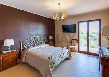 Camera / camera da letto - Villa via leonardo sciascia
 
25, Nicolosi - foto 19