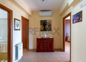 Hall / corridoio - Villa via leonardo sciascia
 
25, Nicolosi - foto 23