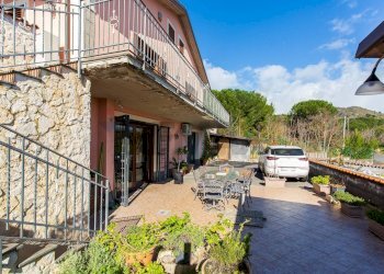 Casa all\'aperto - Villa via leonardo sciascia
 
25, Nicolosi - foto 36