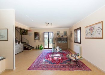 Soggiorno - Villa via leonardo sciascia
 
25, Nicolosi - foto 38