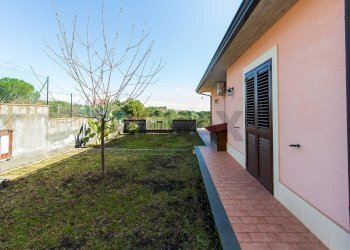 Giardino - Villa via leonardo sciascia
 
25, Nicolosi - foto 43