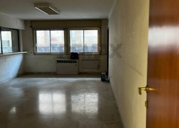 Stanza vuota - Quadrilocale Via Vacca
 
28, Paterno - foto 4