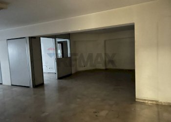 Stanza vuota - Quadrilocale Via Vacca
 
28, Paterno - foto 13