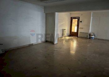 Stanza vuota - Quadrilocale Via Vacca
 
28, Paterno - foto 20