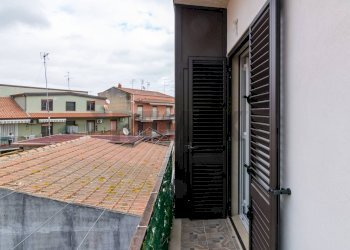 Terrazza - Quadrilocale via del pompelmo
 
18, Catania - foto 17