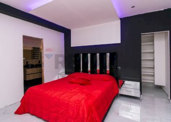 Camera / camera da letto - Quadrilocale via del pompelmo
 
18, Catania - foto 23