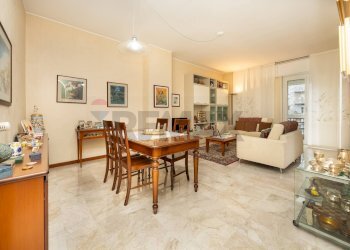 Sala da pranzo - Appartamento via roma
 
87, Rozzano - foto 6