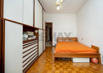 Camera / camera da letto - Appartamento via roma
 
87, Rozzano - foto 30