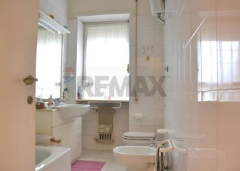 Bagno - Trilocale via di santa seconda
 
36, Roma - foto 17