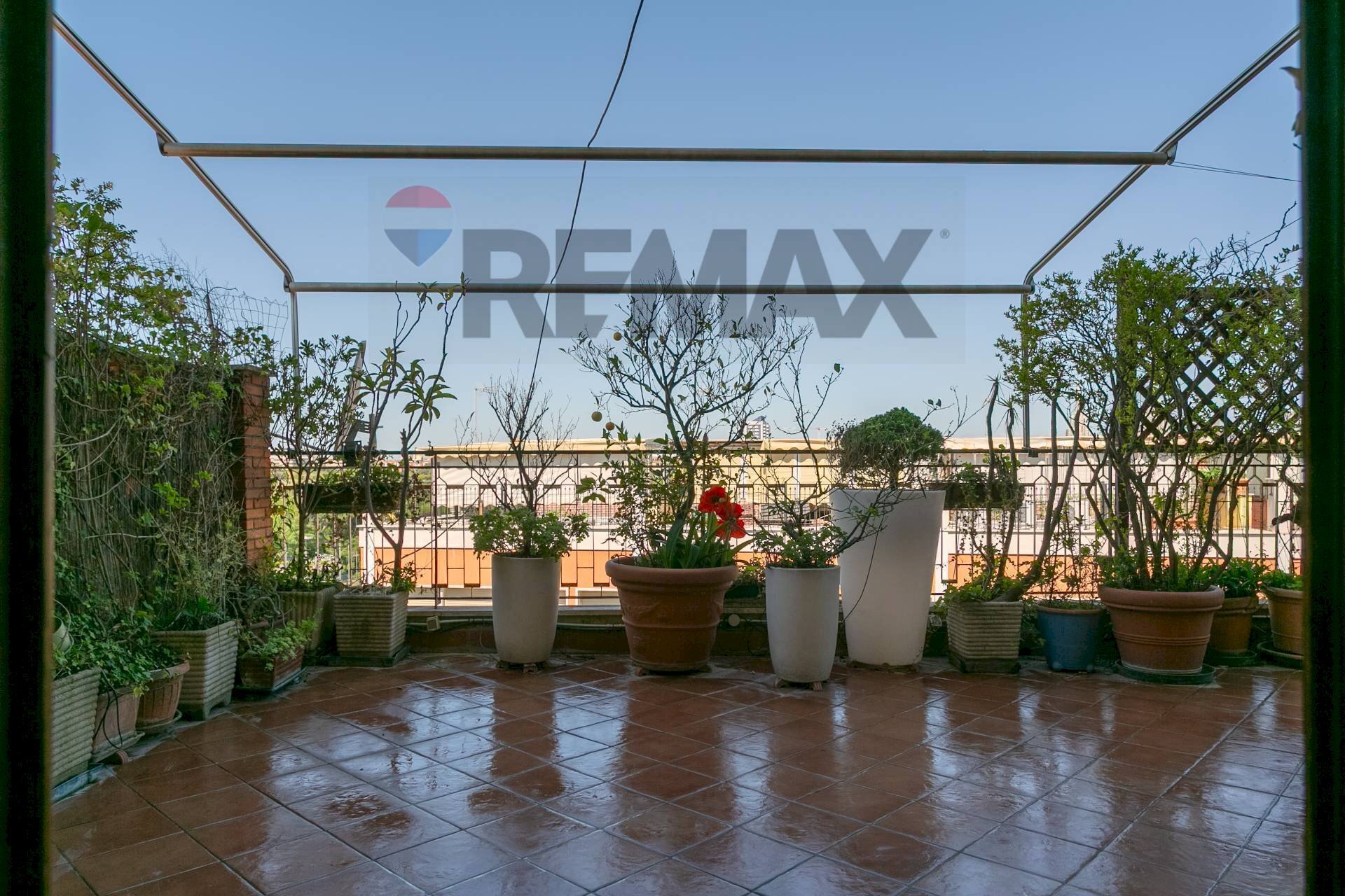 Terrazza - Quadrilocale Via Giovanni Fantoni
 
18, Roma - foto 1