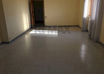 Stanza vuota - Quadrilocale Via Giovanni Fantoni
 
18, Roma - foto 18