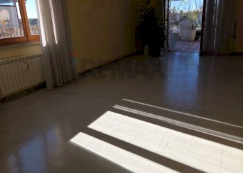 Stanza vuota - Quadrilocale Via Giovanni Fantoni
 
18, Roma - foto 19