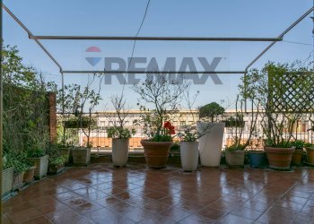 Terrazza - Quadrilocale Via Giovanni Fantoni
 
18, Roma - foto 1
