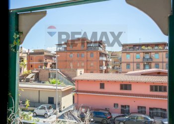 vista balconcino cucina - Quadrilocale Via Giovanni Fantoni
 
18, Roma - foto 15