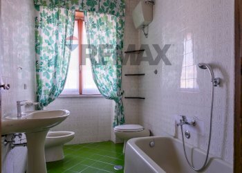 Bagno - Quadrilocale Via Giovanni Fantoni
 
18, Roma - foto 24