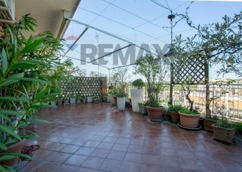 Terrazza - Quadrilocale Via Giovanni Fantoni
 
18, Roma - foto 32