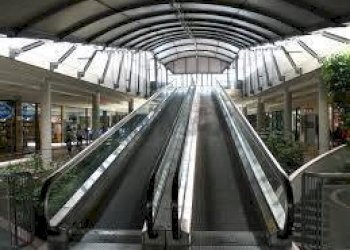 Palestra - Locale Commerciale Via San Leonardo
52, Salerno - foto 4