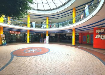 Edificio all\'aperto - Locale Commerciale Via San Leonardo
52, Salerno - foto 11