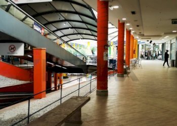 Scale - Locale Commerciale Via San Leonardo
52, Salerno - foto 17