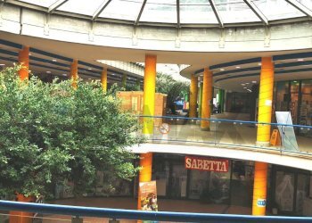 Edificio all\'aperto - Locale Commerciale Via San Leonardo
52, Salerno - foto 18