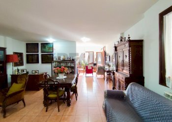 Sala da pranzo - Independent house Torino - photo 9