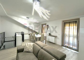 Sala da pranzo - Casa indipendente via Gabriele D'Annunzio
 
23, Canegrate - foto 2