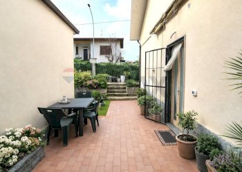 Terrazza - Casa indipendente via Gabriele D'Annunzio
 
23, Canegrate - foto 36