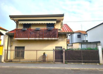 Casa all\'aperto - Casa indipendente via Gabriele D'Annunzio
 
23, Canegrate - foto 42