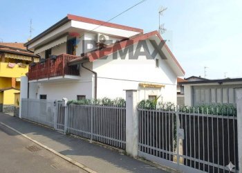 Casa all\'aperto - Independent house via Gabriele D'Annunzio
 
23, Canegrate - photo 2