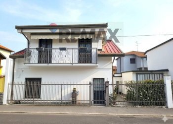 Casa all\'aperto - Independent house via Gabriele D'Annunzio
 
23, Canegrate - photo 42