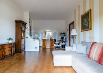 Soggiorno - Bilocale VIA SANT'ANTONIO
 
9, Besana in Brianza - foto 4