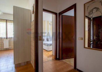 Hall / corridoio - Bilocale VIA SANT'ANTONIO
 
9, Besana in Brianza - foto 14