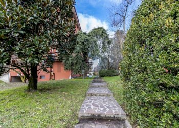 Giardino - Bilocale VIA SANT'ANTONIO
 
9, Besana in Brianza - foto 25