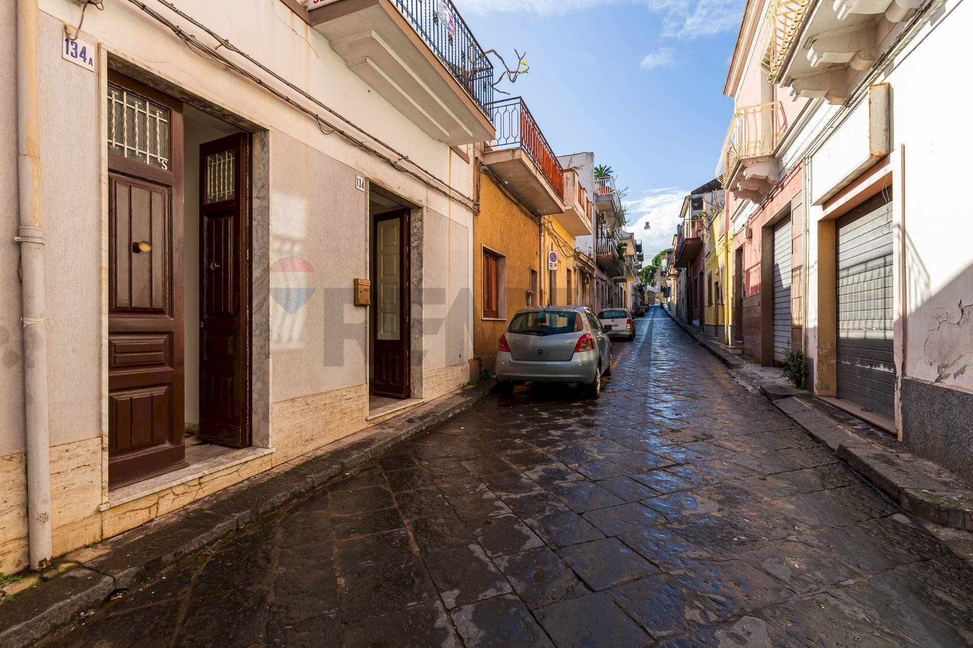 Edificio all\'aperto - Independent house VIA GENERALE CASCINO
 
134, Riposto - photo 1