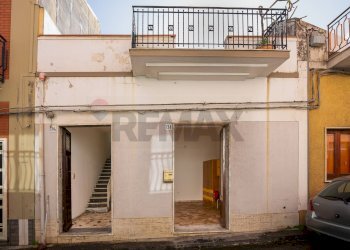 Edificio all\'aperto - Independent house VIA GENERALE CASCINO
 
134, Riposto - photo 2