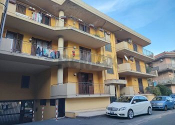 Edificio all\'aperto - Attic via san Nicolò
 
117, Aci Catena - photo 1