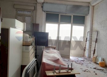 Camera / camera da letto - Commercial Premises VIA TAGLIAMENTO
 
6, Caltagirone - photo 5