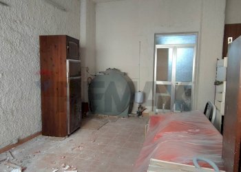 Camera / camera da letto - Commercial Premises VIA TAGLIAMENTO
 
6, Caltagirone - photo 8